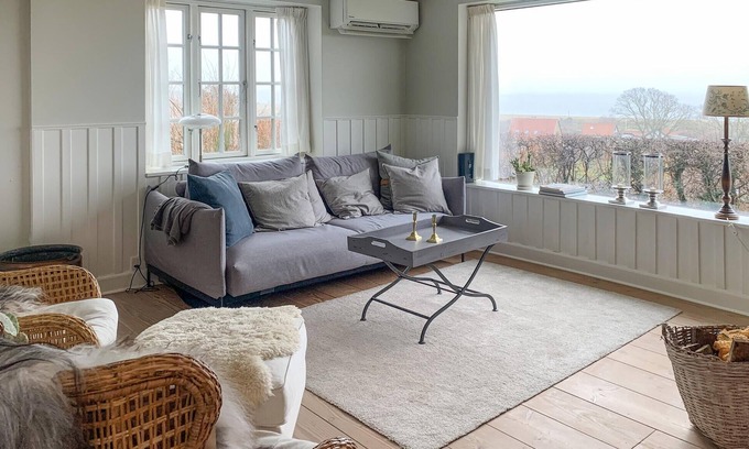 Lyngsbæk Strand House | 1 bedroom pet friendly home in Ebeltoft