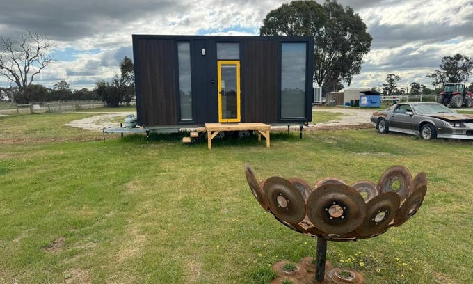 Deakin House | 1 Bedroom Private Vacation Home In Tongala