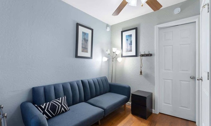 Mesa House | 1 Bedroom | Relaxing Retreat in Great Location