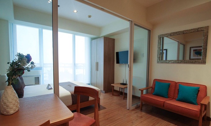 Don Bosco Apartment | 1-Bedroom with City View @ Rio East 827