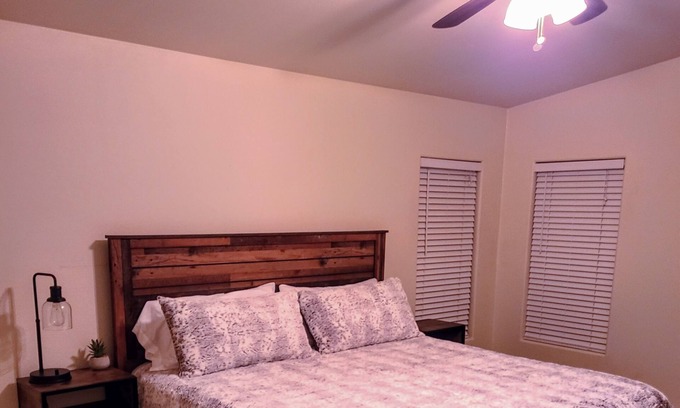 Lava Hot Springs House | 1 Block from Main St! Steps to Hot Pools! Cozy, spacious, central location!