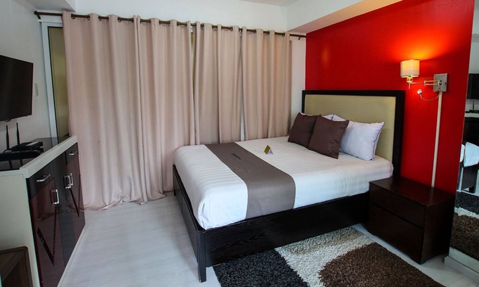 Don Bosco Apartment | 1-BR Beach View @ St. Tropez G07