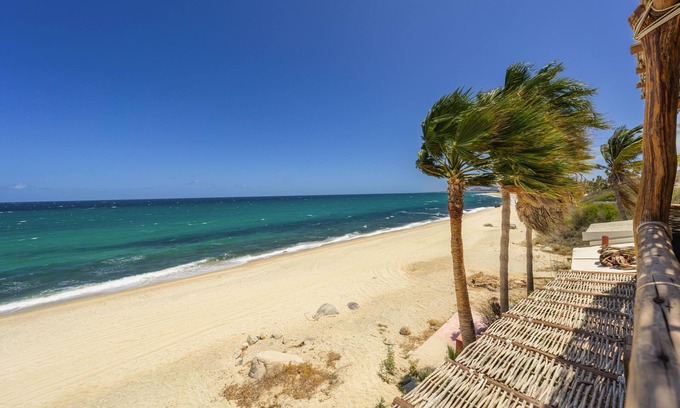 Buenavista Apartment | 1 BR Beachfront Studio