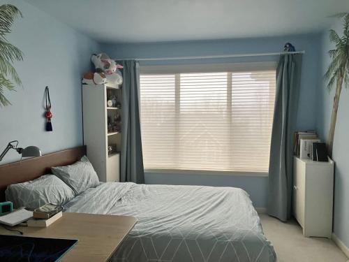 Sammamish Villa | 1 BR in a Lakeview House Near Redmond DT