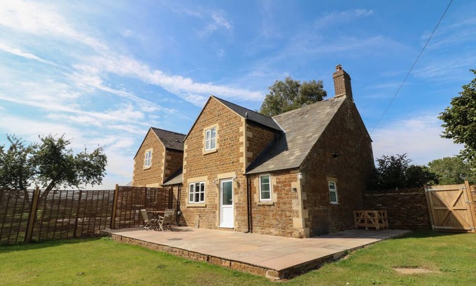 Hook Norton Cottage | 1 Manor Farm