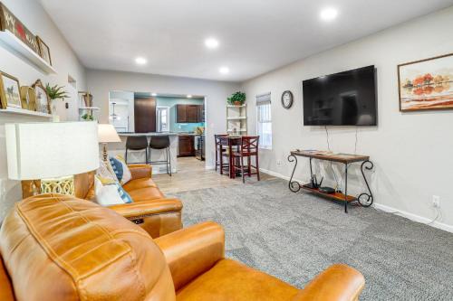 Casper House | 1 Mi to Dtwn Casper Homey Getaway with Yard!