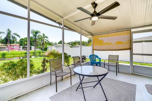 Sebring House | 1 Mi to Lake Jackson Home with Screened Patio!