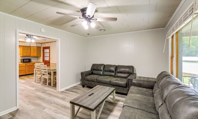 Damascus House | 1 Mi to Virginia Creeper Trail: Serene Family Home