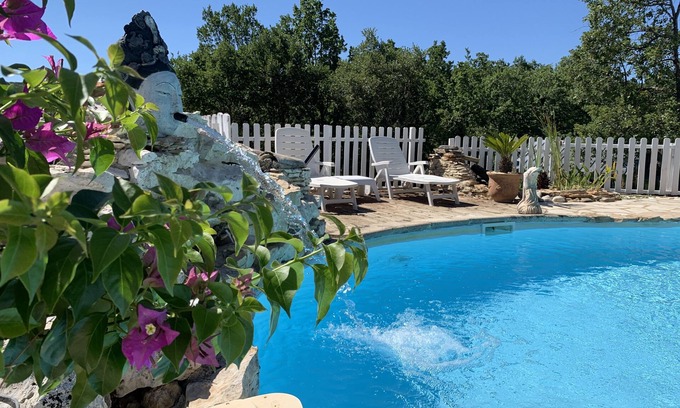 Saint-Montan House | 1 or 3 small rental residences in southern Ardèche for 2 to 15 people with swimming pool