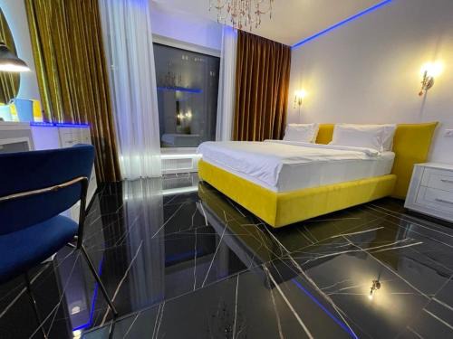 Obolon' Apartment | 1 room 65m2 center of Obolon near River side.