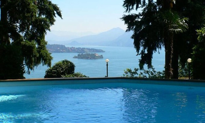 Carciano Apartment | 1-room apartment with balcony in an Art Nouveau villa with communal pool