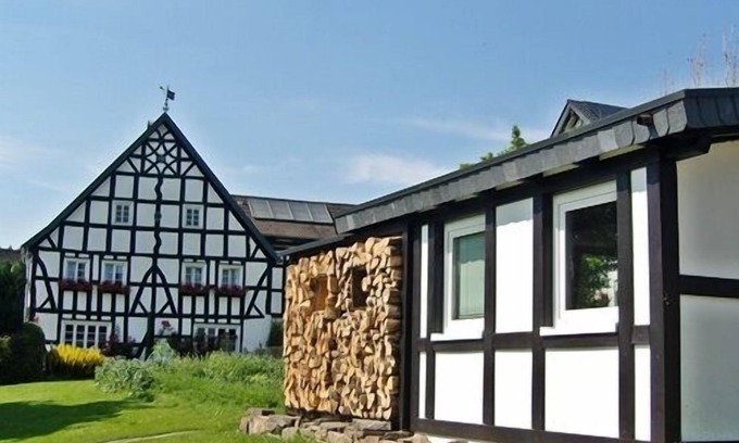 Finnentrop Apartment | 1 rose blossom, 71sqm, 2 bedrooms, max. 5 persons