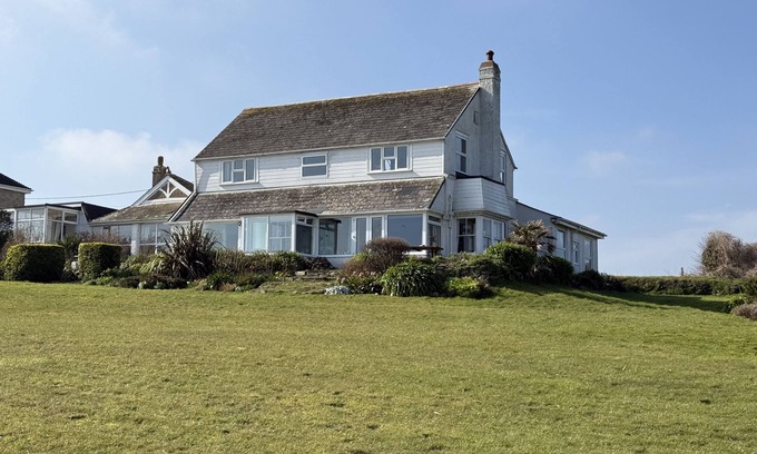 Lelant Apartment | 1 The Links - amazing views St Ives Bay