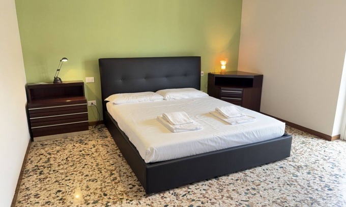 Citta Bassa Apartment | 10 minutes from the Center, Comfort and Culture