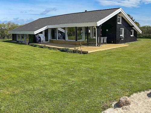 Lonstrup House | 10 person holiday home in Hjørring-By Traum