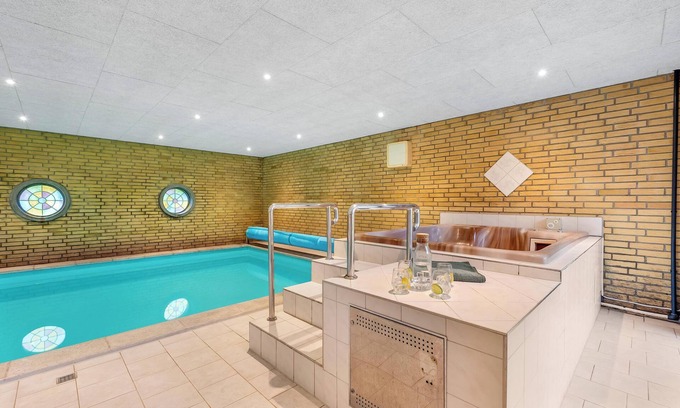 Bording Cottage | 10 Værelses Bolig i Bording