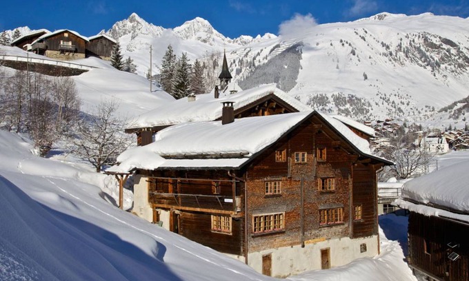Tujetsch Apartment | 100 m² Apartment ∙ 3 bedrooms ∙ 6 guests