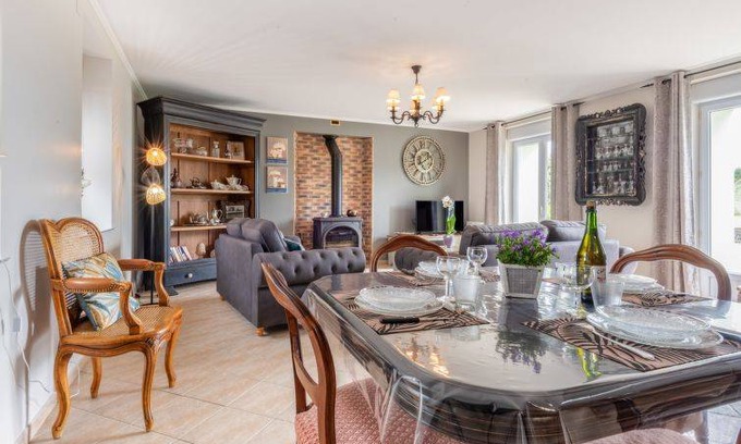 Bretteville-sur-Ay House | 100 m² House ∙ 3 bedrooms ∙ 4 guests