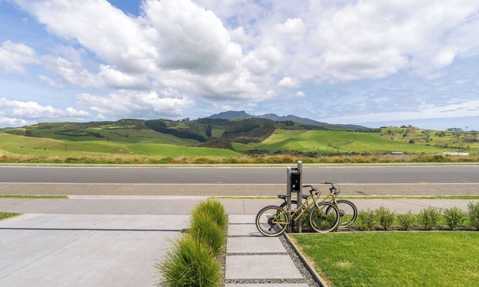 Raglan House | 100% Pure Raglan - Karioi Mountain View