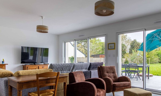 Pleherel-Plage-Vieux-Bourg House | 101 - 4-room house 1km from Les Sables-D'or beach.