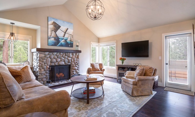 Incline Village Condo | 101 McCloud - Simply Elegant
