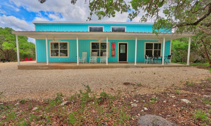 Driftwood House | 102 m² House ∙ 3 bedrooms ∙ 7 guests