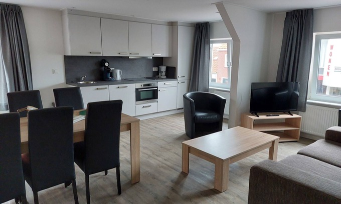 Westkapelle Apartment | 105.4 apartment 200 meters from beach