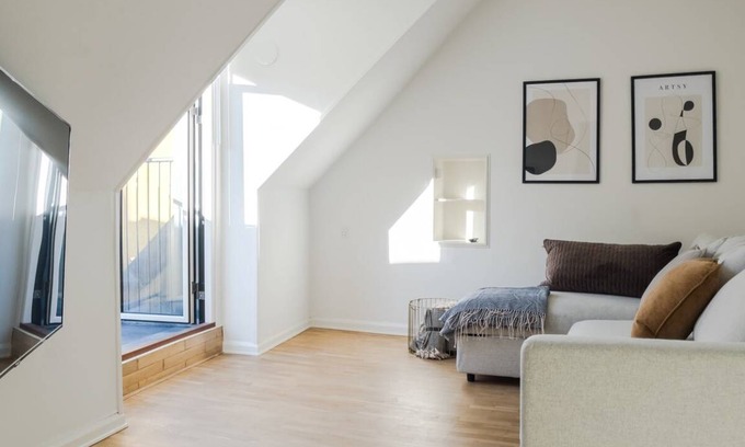 Copenhagen City Centre Apartment | 105 m² Apartment ∙ 2 bedrooms ∙ 6 guests