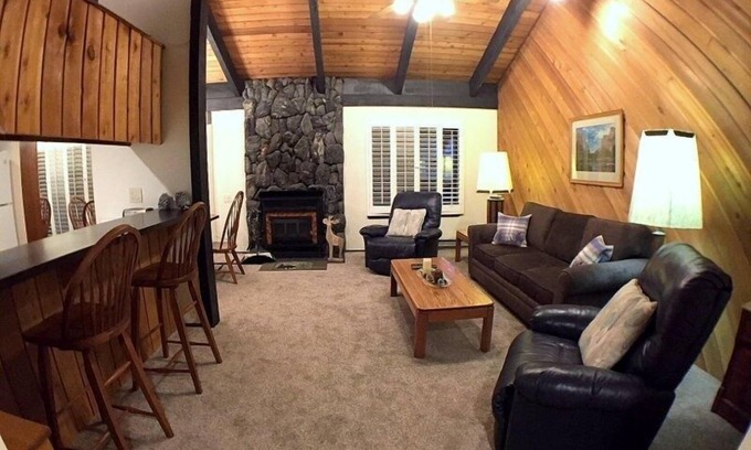 Mammoth Lakes Condo | 108 Standard by RedAwning