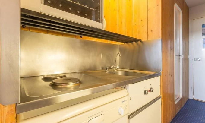 Arc-1800 Apartment | 10m from ski slopes, 11st floor, view ski slopes, balcony, tv, 24m², Les Arcs