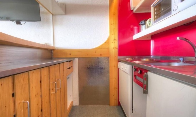 Arc-1800 Apartment | 10m from ski slopes, 2nd floor, view valley, balcony, tv, 33m², Les Arcs