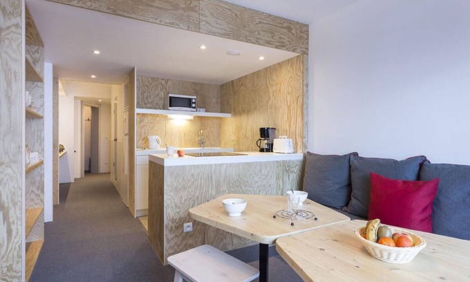Arc-2000 Apartment | 10m from ski slopes, 4th floor, balcony, tv, ski locker, 61m², Les Arcs