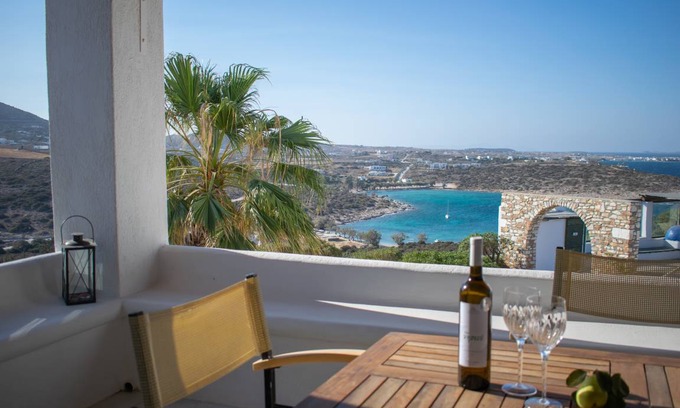 Nea Cryssi Akti Villa | 110 m² Villa ∙ 4 bedrooms ∙ 7 guests