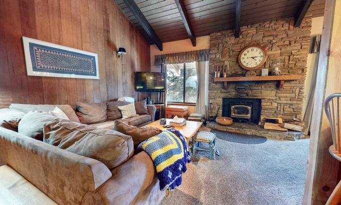 Mammoth Lakes Condo | 112 m² Condo ∙ 1 bedroom ∙ 6 guests