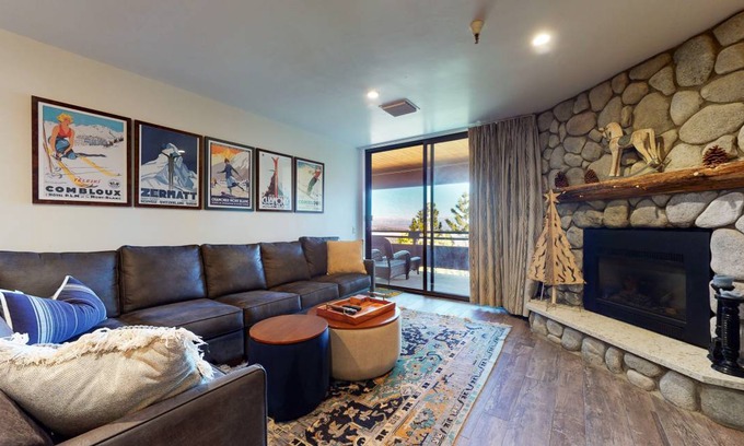 Mammoth Lakes Condo | 112 m² Condo ∙ 2 bedrooms ∙ 6 guests
