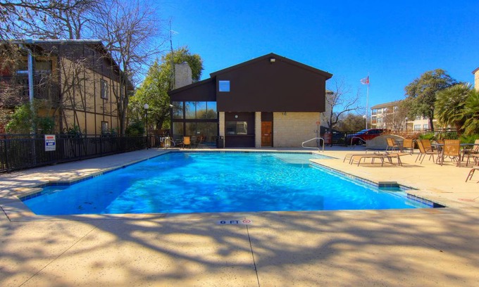 New Braunfels Condo | 112 m² Condo ∙ 3 bedrooms ∙ 8 guests