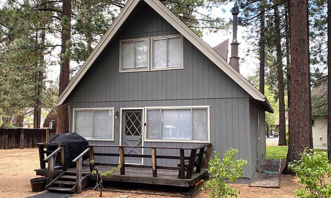 Highland Woods Cabin | 113 m² Cabin ∙ 2 bedrooms ∙ 8 guests