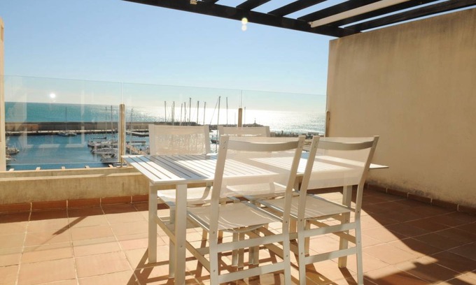Calafat Apartment | 115 m² Apartment ∙ 3 bedrooms ∙ 6 guests