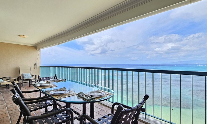 Diamond Head - Kapahulu - St. Louis Condo | 11th Floor 2 Bedroom Sans Souci condo w/incredible bay views