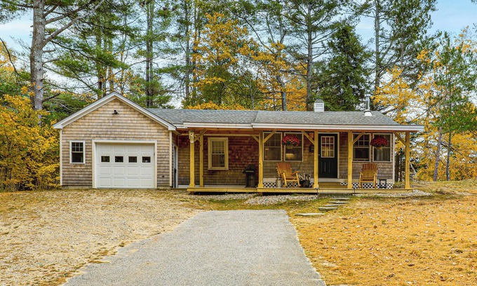 New London Cottage | 12 Mi to Mt Sunapee Ski Resort: Cozy Cottage!