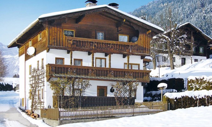 Bruck am Ziller Apartment | 120 m² Apartment ∙ 4 bedrooms ∙ 10 guests