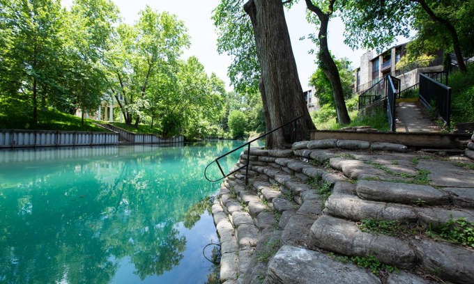 New Braunfels Apartment | 125 m² Apartment ∙ 3 bedrooms ∙ 8 guests