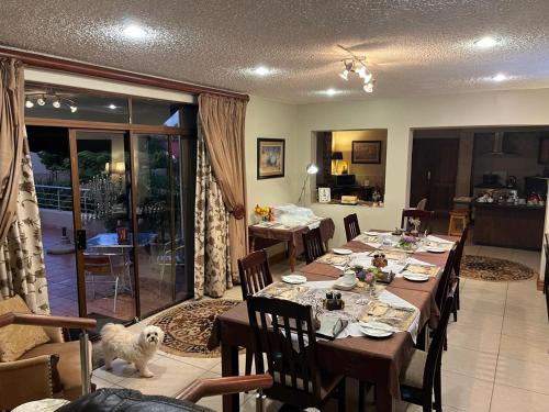 Bedfordview House | 125 on Van Buuren Road Guest House