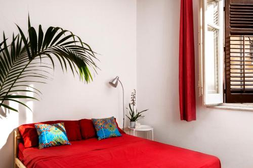 Palermo Bed & Breakfast | 13 Open House