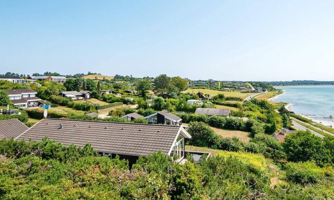 Handrup Strand House | 13 person holiday home in Ebeltoft