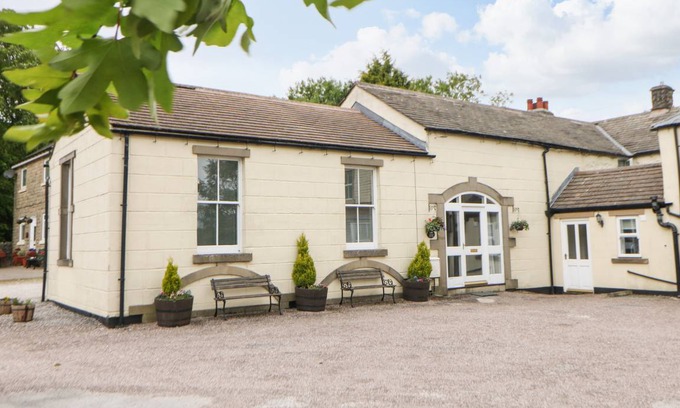 Buxton Cottage | 130 m² Cottage ∙ 3 bedrooms ∙ 6 guests