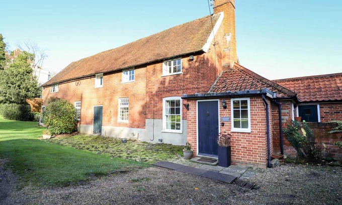 Hadleigh Cottage | 130 m² Cottage ∙ 3 bedrooms ∙ 6 guests