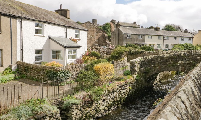 Cark Cottage | 14 LOW ROW, pet friendly, with open fire in Cark In Cartmel