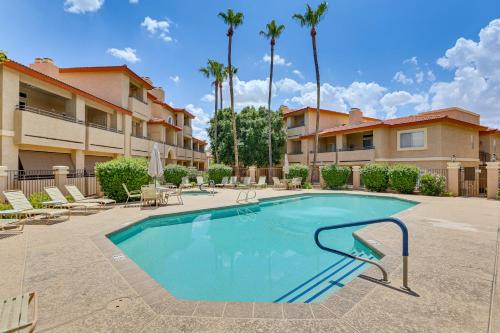 North Mountain Apartment | 14 Mi to Dtwn Phoenix Condo with Balcony and Spa!