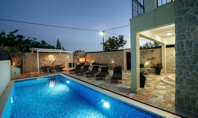 Vinjerac Villa | 140 m² Villa ∙ 4 bedrooms ∙ 8 guests